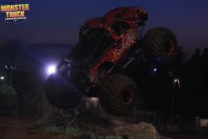 monster-truck-throwdown-montgomery-city-2013-006