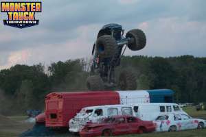 monster-truck-throwdown-mount-pleasant-2013-030
