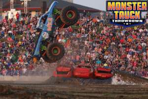 monster-truck-throwdown-mt-pleasant-2015-027