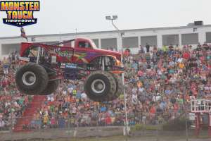 monster-truck-throwdown-oxford-2013-014