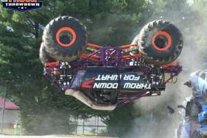 monster-truck-throwdown-oxford-2014-005