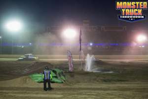 Plymouth, Indiana - Plymouth Speedway - Monster Truck Throwdown 2016
