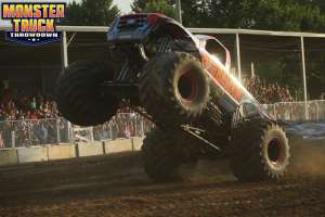 monster-truck-throwdown-south-bend-2014-007