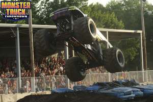 monster-truck-throwdown-south-bend-2014-010