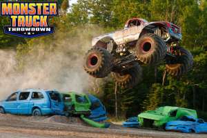 St. Ignace - Monster Truck Throwdown 2015