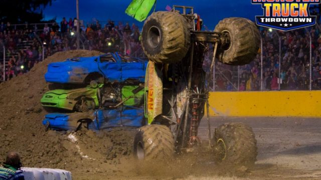 Berlin Racweay - Monster Truck Throwdown 2016